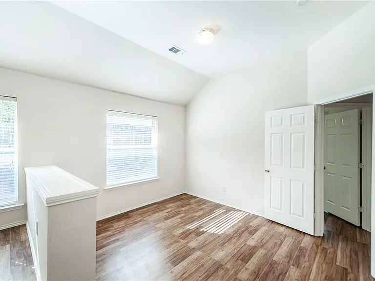 2424 Brycewood Ln — Photo 17