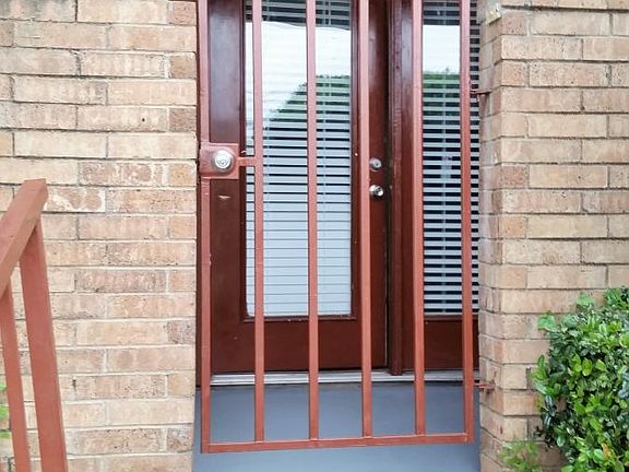 Gated Patio