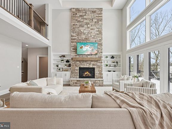 4th image of 510 Newcomen Rd #F1p