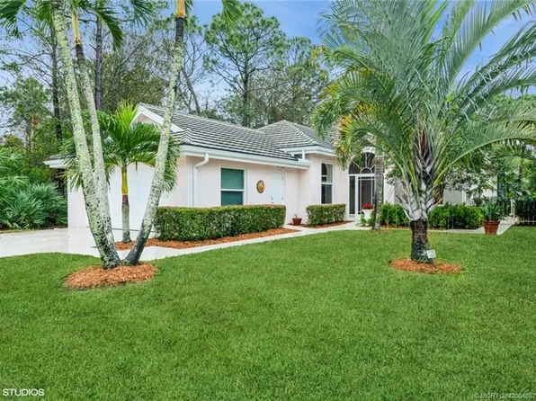 4901 SE Inkwood Way, Hobe Sound, FL 33455