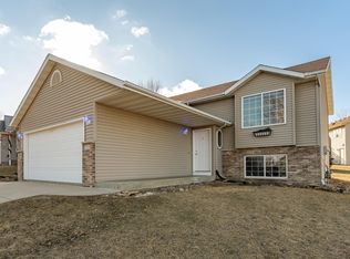 2763 Oshkosh Ln NW, Rochester, MN 55901