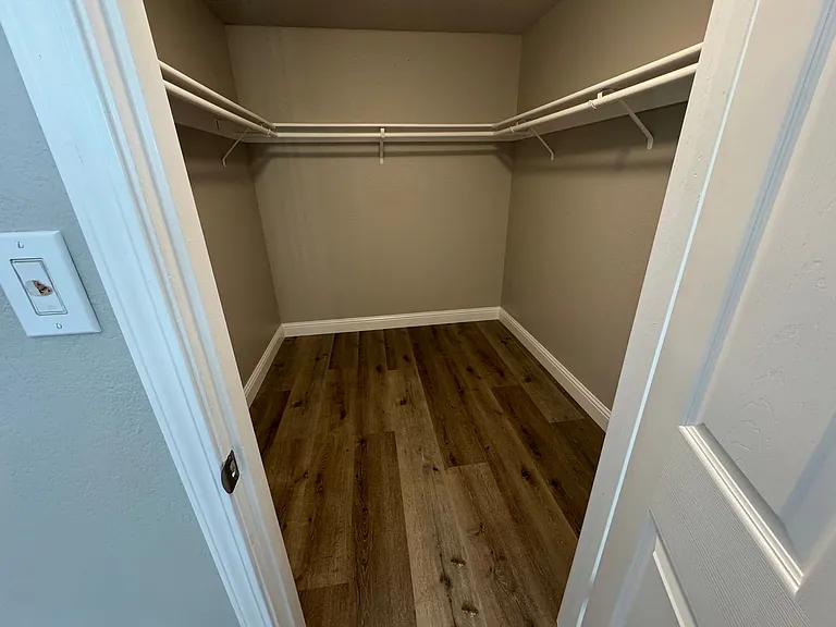 5224 Echo Ave — Photo 10