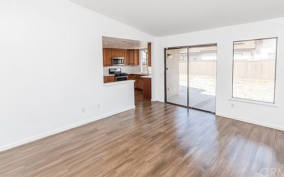 5th image of 23920 Hazelwood Dr