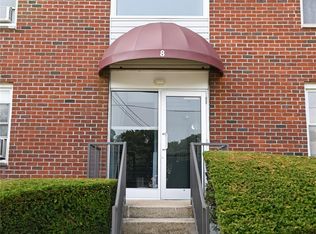 8 Stokes Rd APT 2B, Yonkers, NY 10710