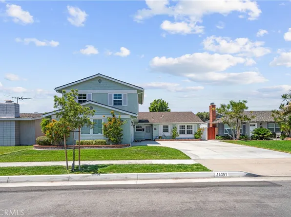 15291 Newcastle Ln, Huntington Beach, CA 92647