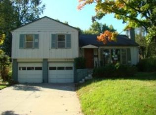 5601 W 78th St, Prairie Village, KS 66208