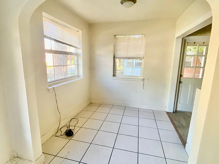 2114 Spring Park Rd — Photo 45