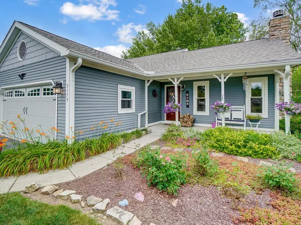 5175 Wolf Run Dr, Columbus, OH 43230