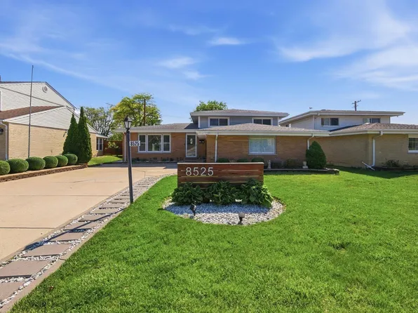 8525 Blue Ridge Ave, Hickory Hills, IL 60457