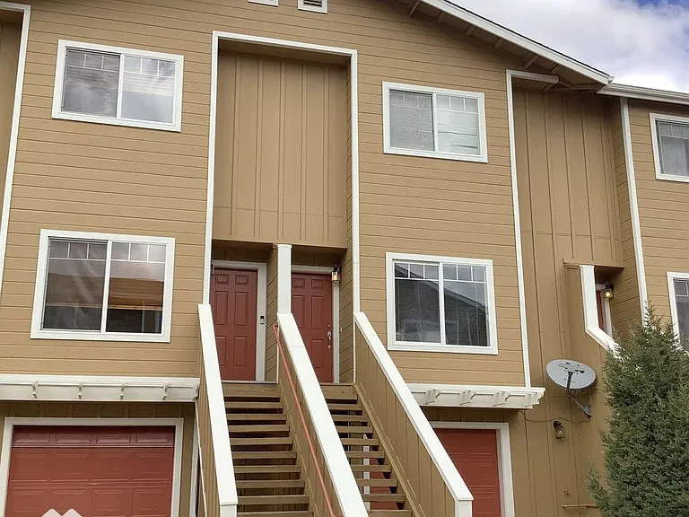 4653 Kathleen Denise Ln — Photo 1