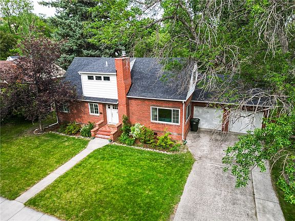 4th image of 2403 Elm St