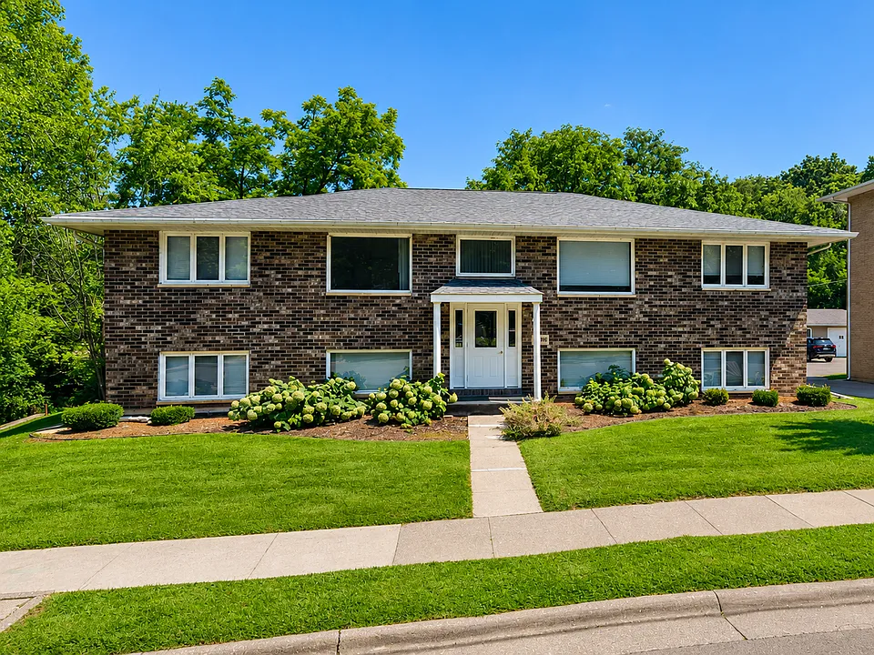 2980 Wildwood Dr #3