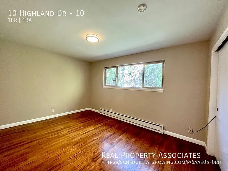 10 Highland Dr #10 — Photo 7