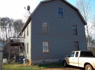 976 Reagan Valley Rd, Tellico Plains, TN 37385