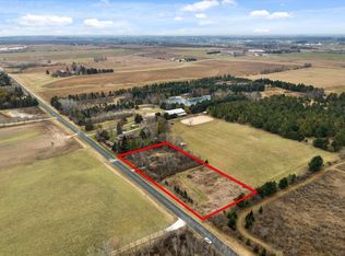 6677 Sauk Trail Rd, Cedar Grove, WI 53013