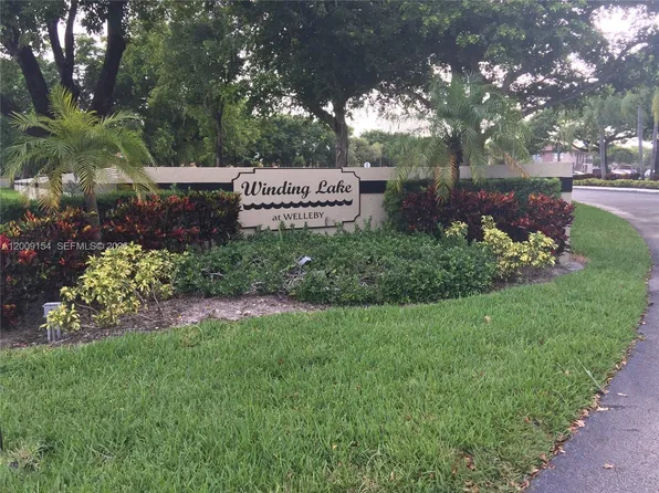 10016 Winding Lake Rd APT 202, Sunrise, FL 33351