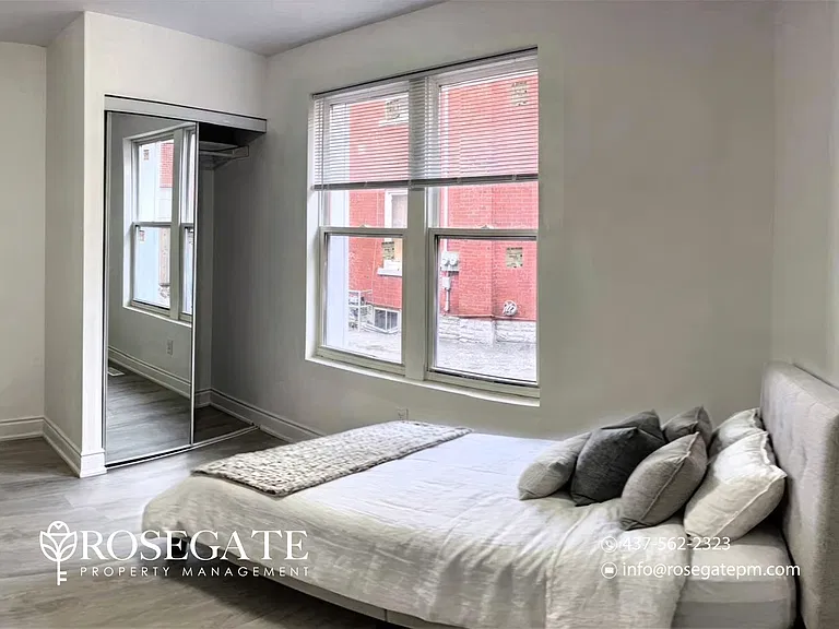 11 Avenue Pl #1 — Photo 5