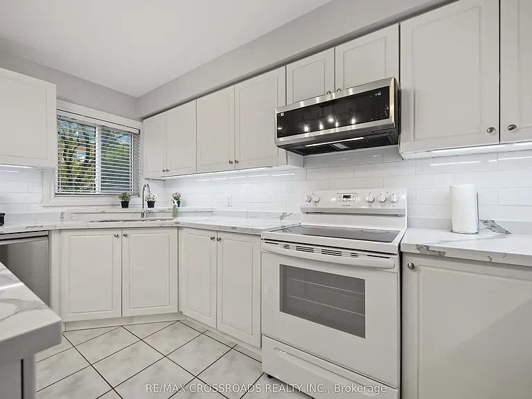 56 Torr Ln — Photo 14