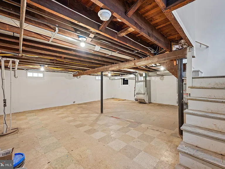 19 Conwell Ave — Photo 29