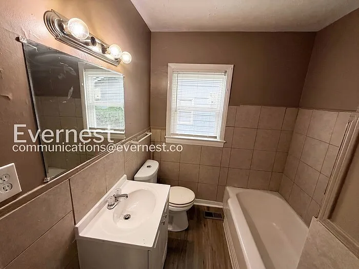 1412 Woodward Rd — Photo 8