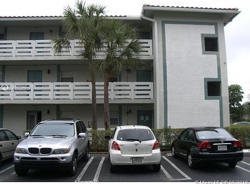 3rd image of 3214 NW 103rd Ter