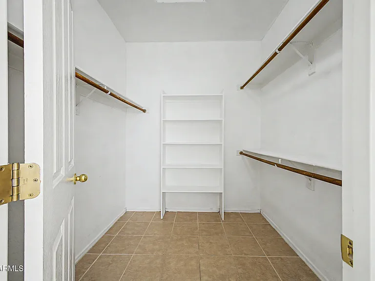 13271 W Clarendon Ave — Photo 24
