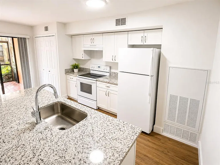 4702 Sutton Ter #108 — Photo 4