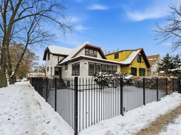 1102 N Laramie Ave, Chicago, IL 60651