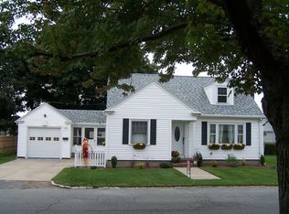 164 Jordan Ave, Cranston, RI 02910