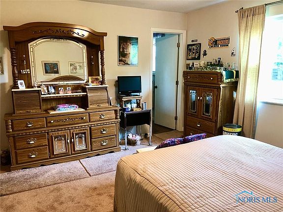 3rd image of 1255 Michelle Dr