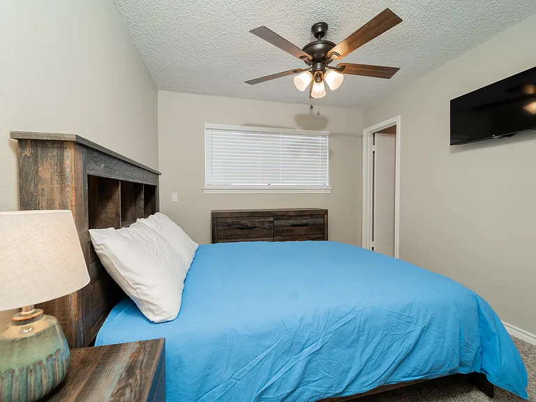 2640 Gwendolyn Ln #B — Photo 21