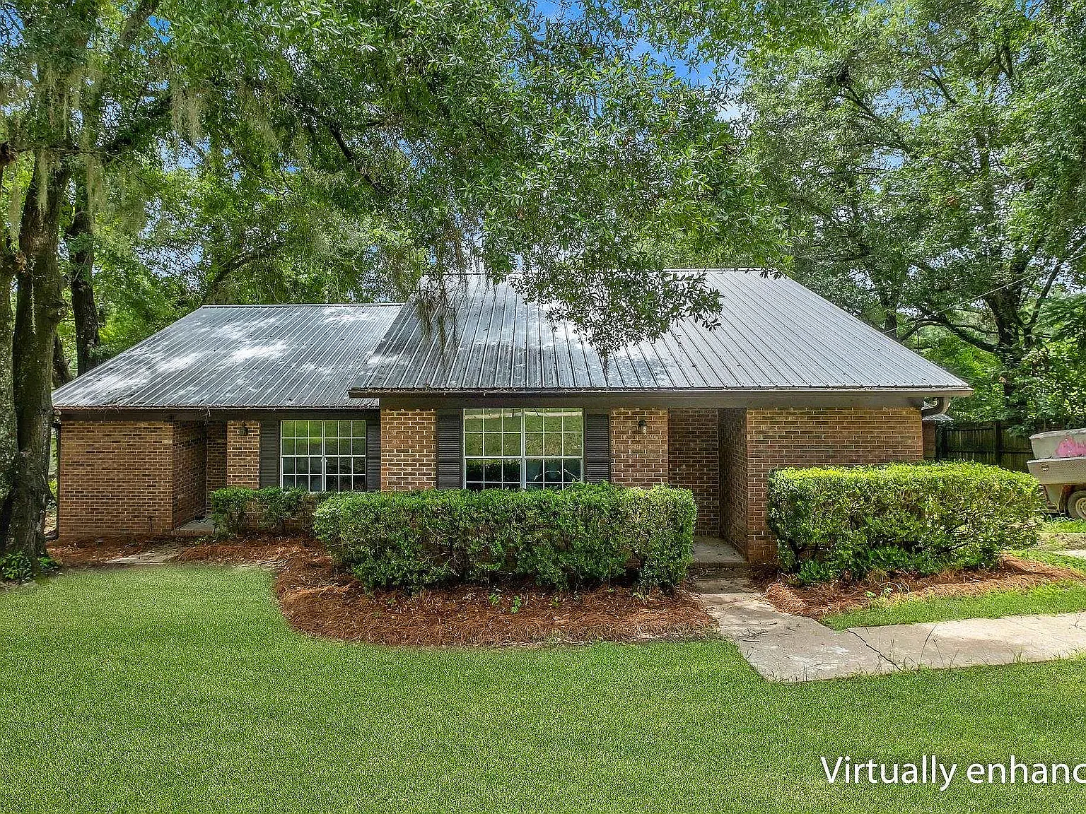 2 bed, 1050 sqft, $1,500 — Photo 1