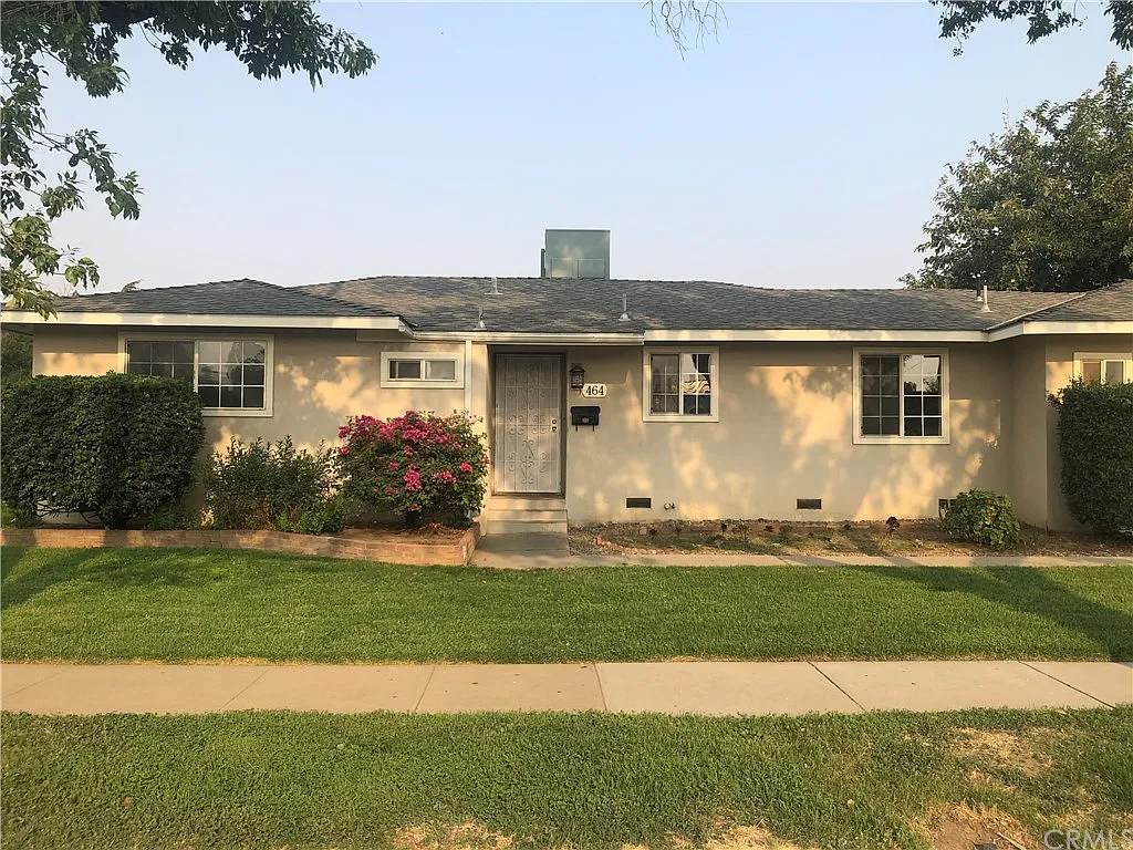 464 Carmel Rd photo 1