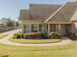 220 Sweetwater Dr, Pearl, MS