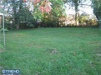 2nd image of 43 Medallion Ln
