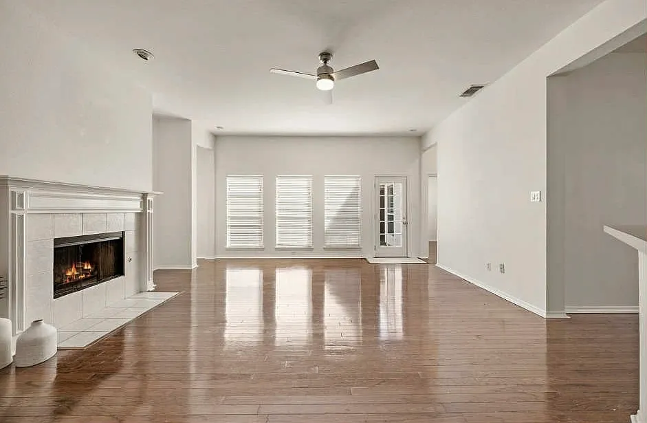 3 bed, 1731 sqft, $2,500 — Photo 4