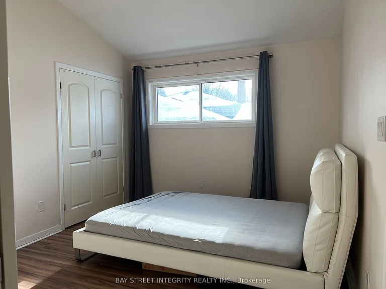 1339 Pinegrove Rd #2 — Photo 13