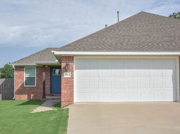 820 Hindman Dr #1, Prairie Grove, AR 72753
