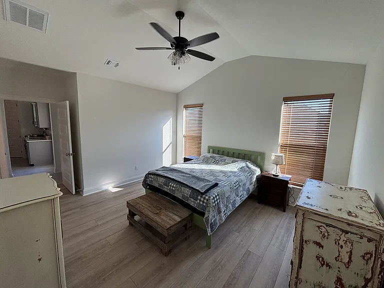 103 Bijou Dr — Photo 12