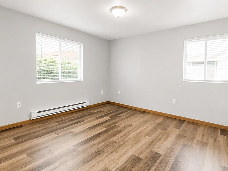 231-241 N Burritt Ave — Photo 12