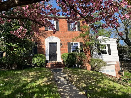 2729 S Arlington Ridge Rd Photo 1