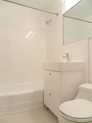 Rented by Stonehenge NYC LLC | media 7