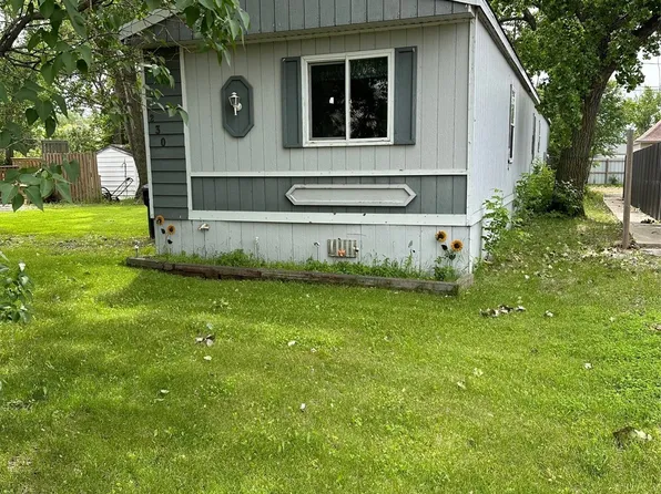 230 Main Street, Bienfait, SK S0C 0M0