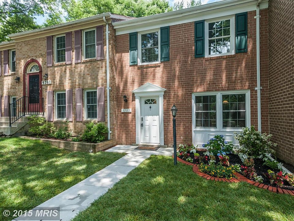 Exterior (Front) - Front view