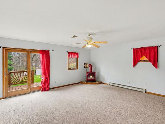 3rd image of 3887 Port Austin Rd