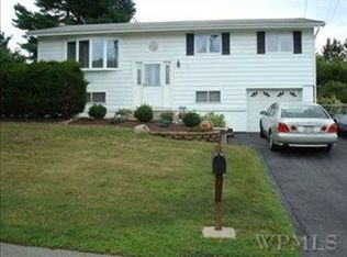 88 Salem Rd, Fishkill, NY 12524