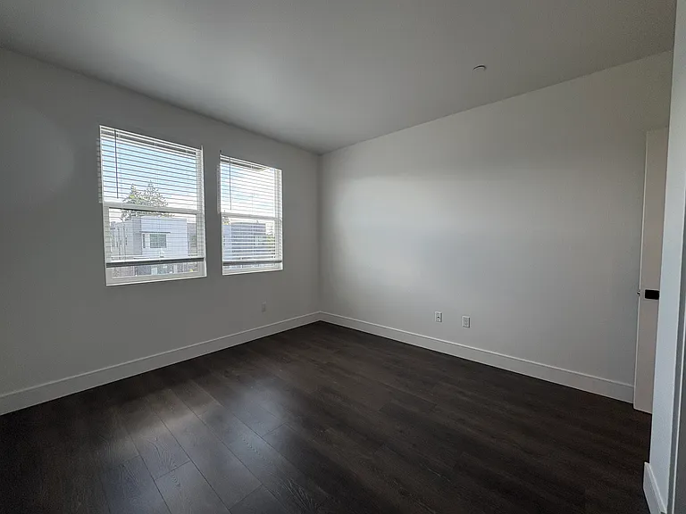 1609 Tecado Dr — Photo 15