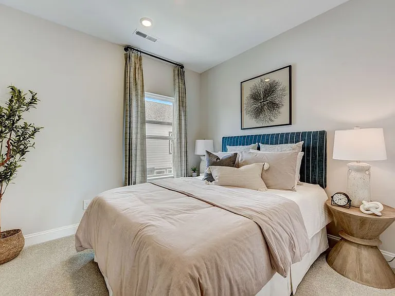 546 Annie Lowery Way — Photo 7