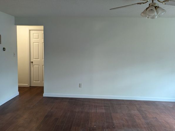 13 Cross St APT 8