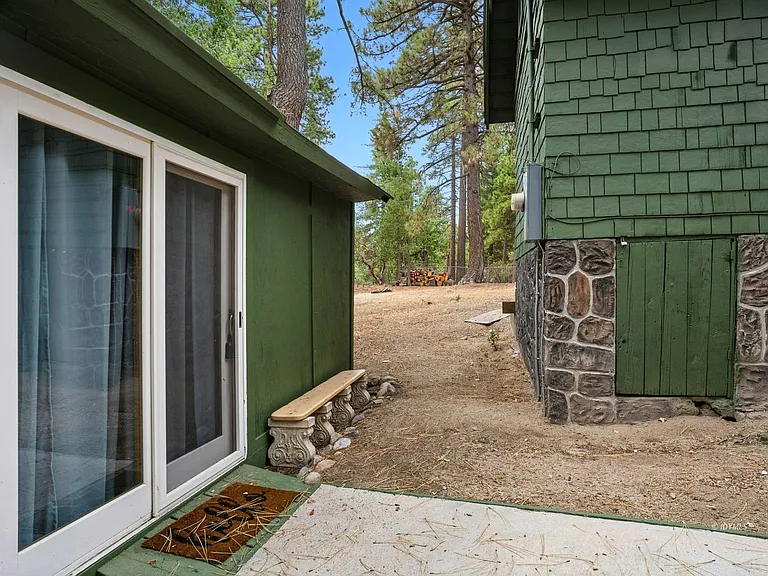24990 Marion Ridge Dr #24990 — Photo 16